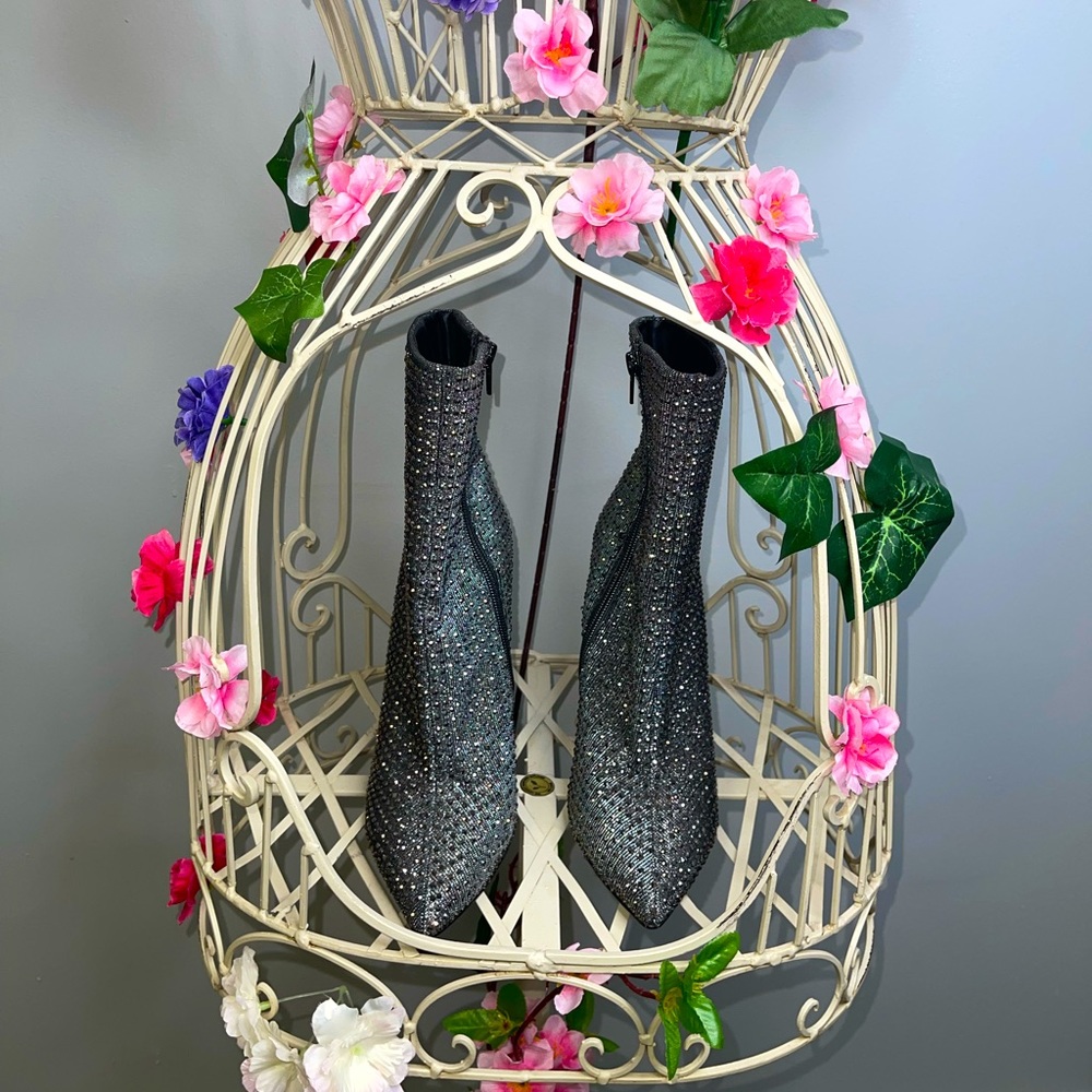 Steve Madden X Cardi B